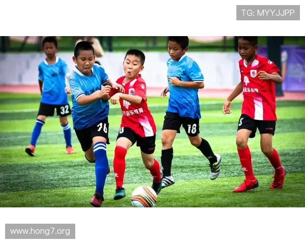 通过8波足球即时比分网实现足球比赛的全程跟踪，享受专业的比分直播和数据分析服务